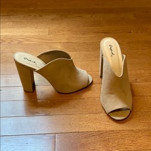 Taupe heels